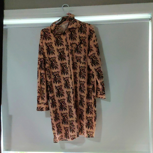 Dress - Picture 3 of 3